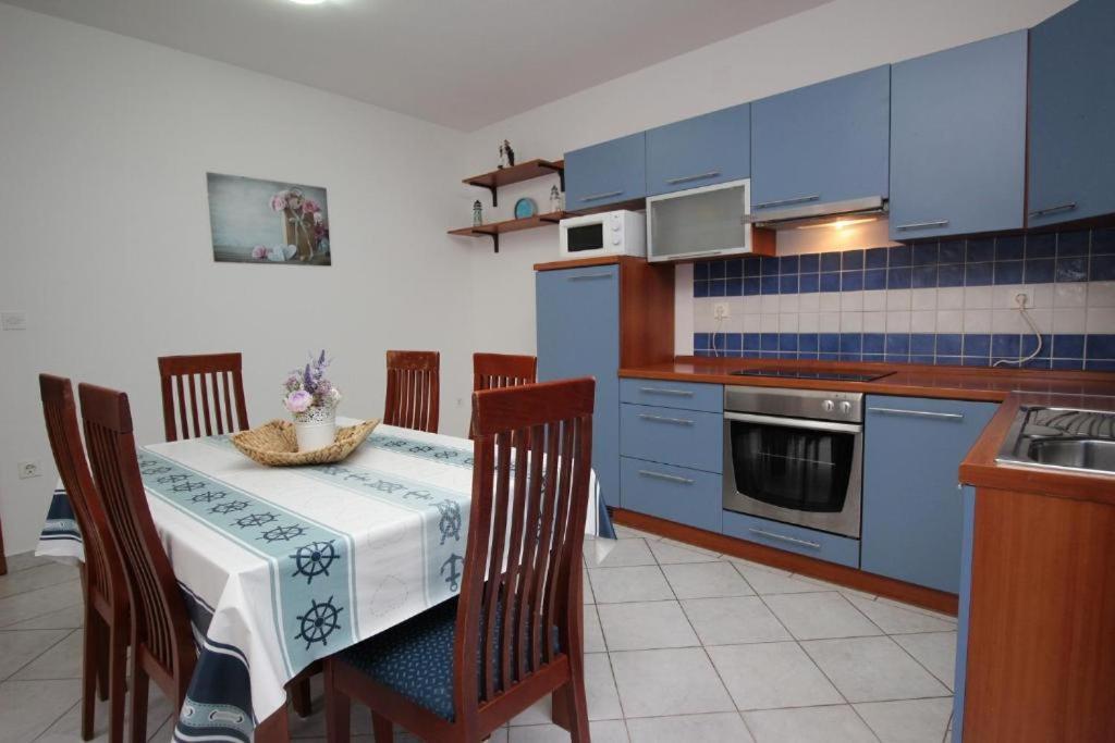 Apartmani Zec シロ エクステリア 写真