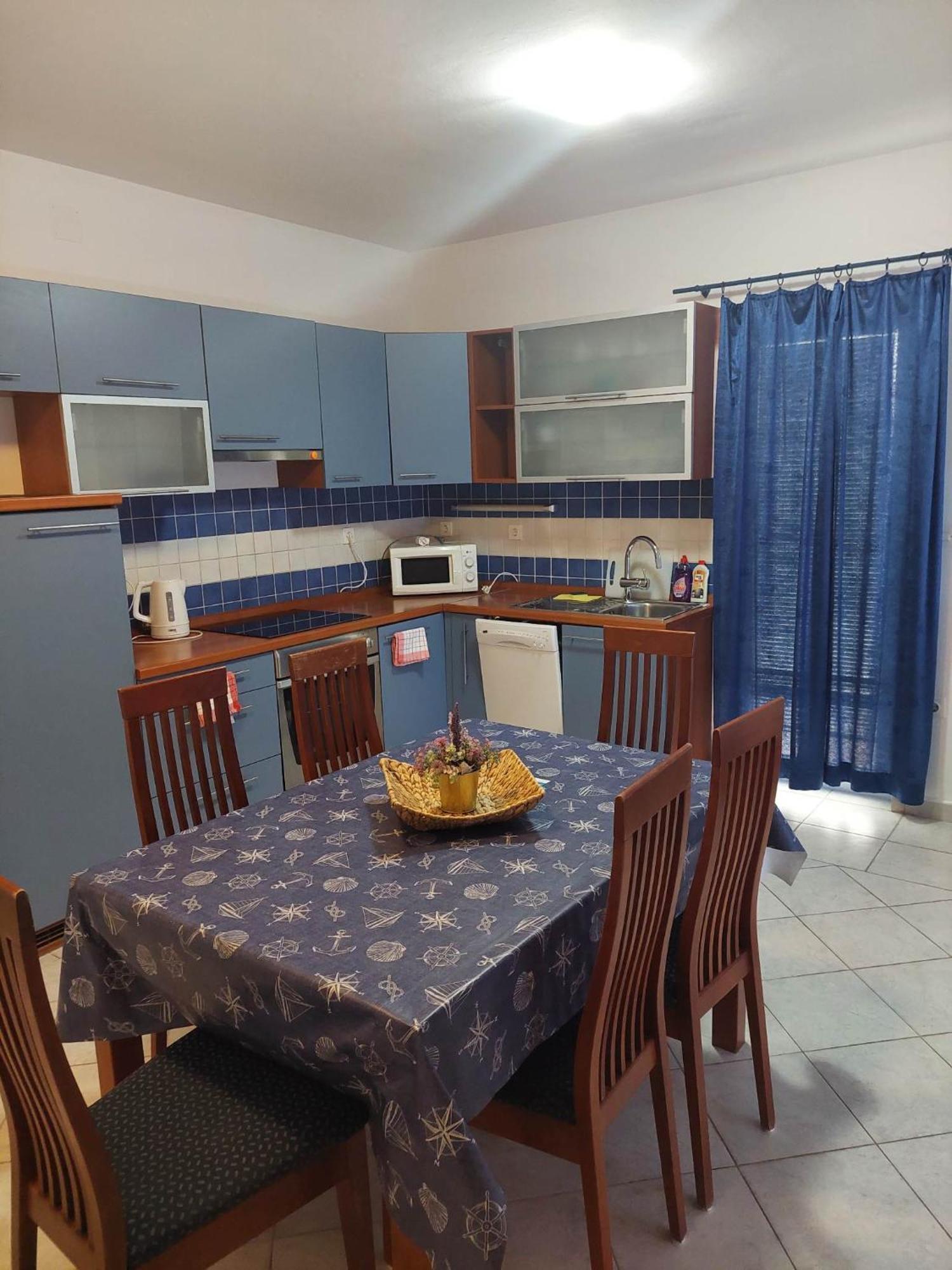 Apartmani Zec シロ エクステリア 写真