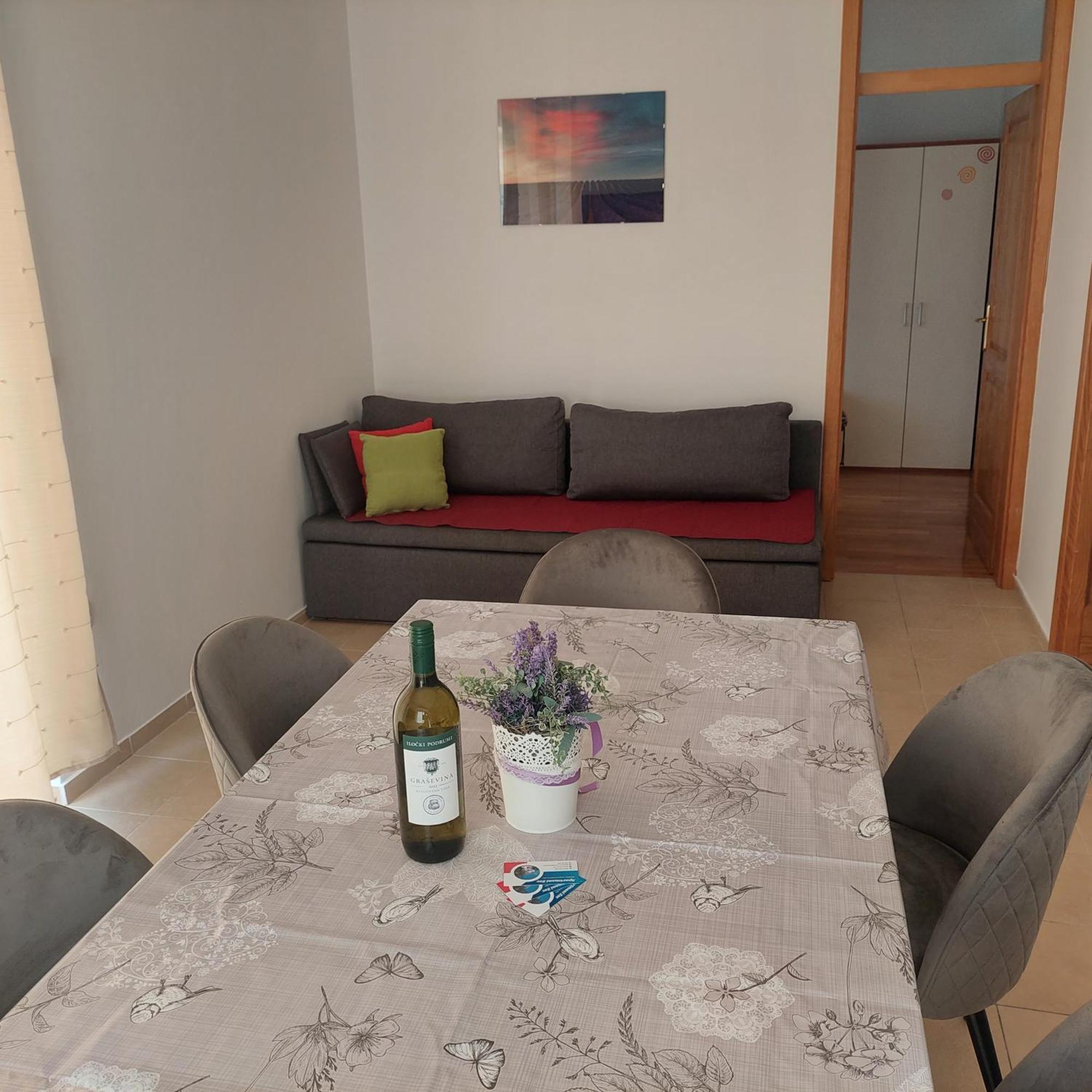 Apartmani Zec シロ エクステリア 写真